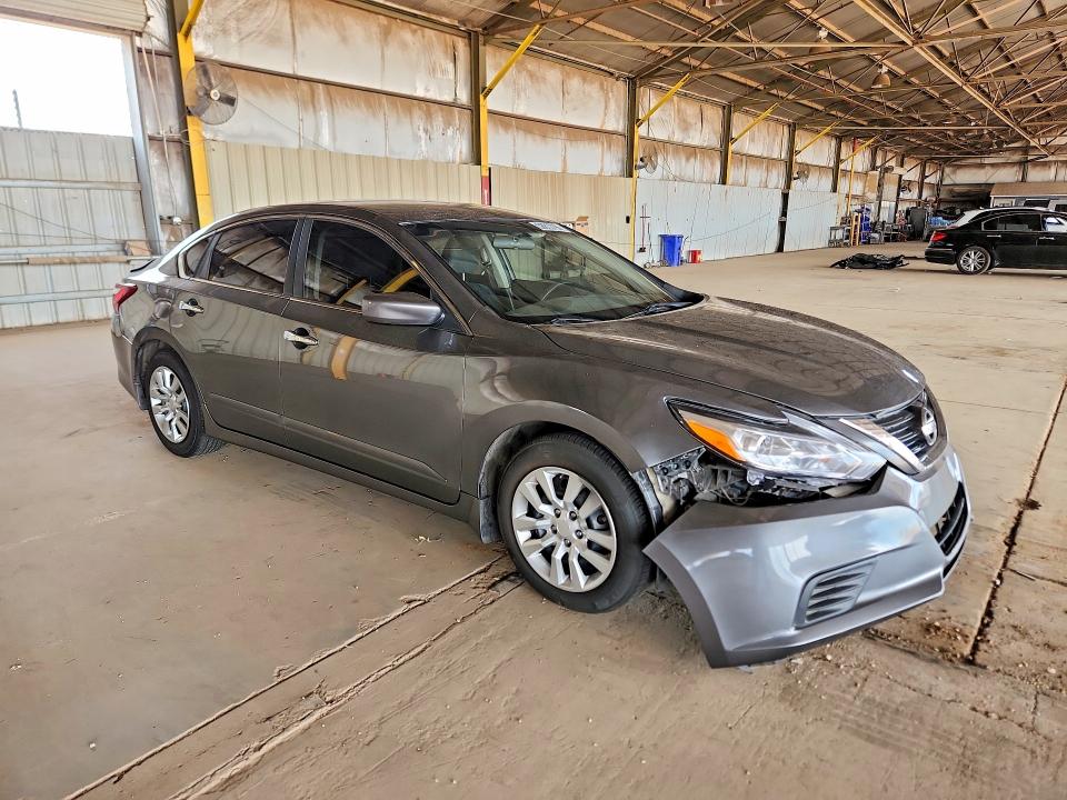 58812796 :رقم المزاد ، 1N4AL3AP4HN326087 vin ، 2017 Nissan Altima مزاد بيع