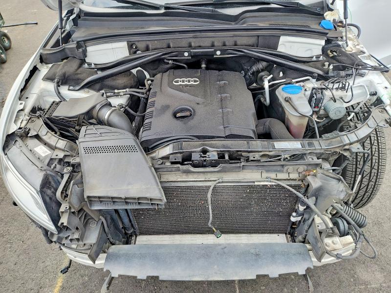 2015 Audi Q5 მანქანა იყიდება აუქციონზე, vin: WA1LFAFP2FA055780, აუქციონის ნომერი: 55963156