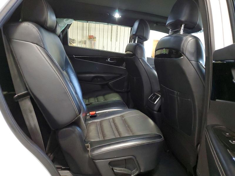 2017 Kia Sorento მანქანა იყიდება აუქციონზე, vin: 5XYPKDA54HG228728, აუქციონის ნომერი: 57132276