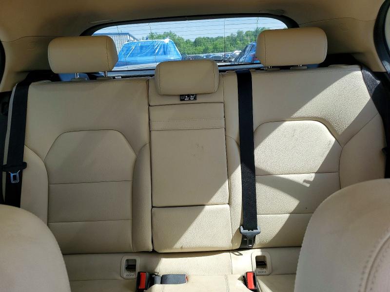 53031436 :رقم المزاد ، WDCTG4GB8JJ379777 vin ، 2018 Mercedes-benz Gla مزاد بيع