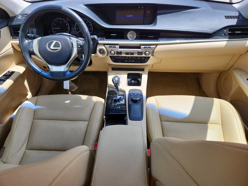 56977976 :رقم المزاد ، JTHBK1GG0F2177591 vin ، 2015 Lexus Es مزاد بيع