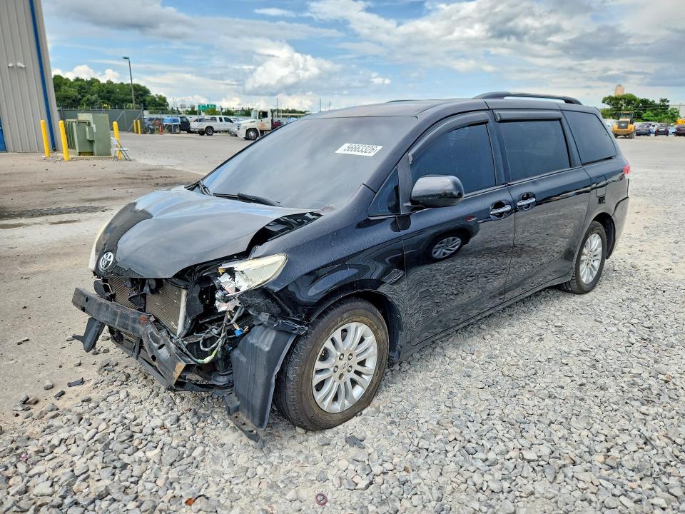2011 Toyota Sienna მანქანა იყიდება აუქციონზე, vin: 5TDYK3DC1BS055771, აუქციონის ნომერი: 56663326