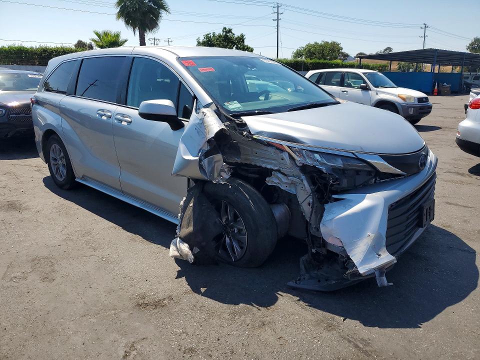 Продаж на аукціоні авто 2022 Toyota Sienna, vin: 5TDKRKEC6NS100704, номер лоту: 58207806