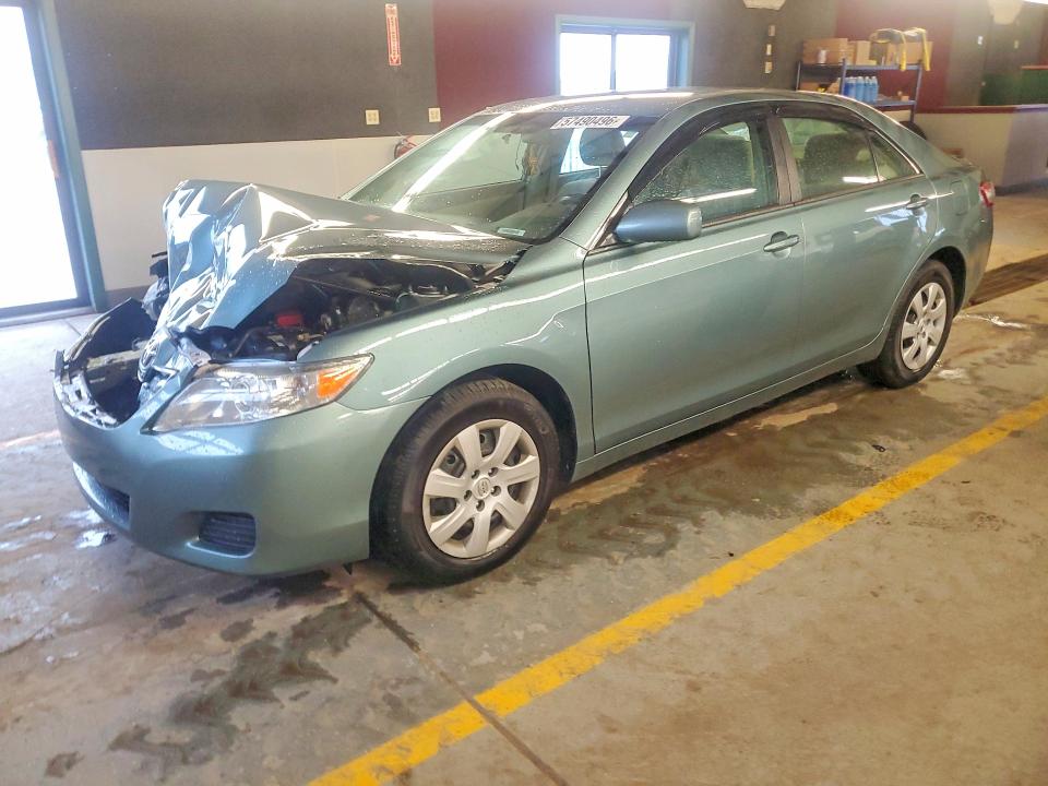 2010 Toyota Camry მანქანა იყიდება აუქციონზე, vin: 4T1BF3EK3AU512733, აუქციონის ნომერი: 57490496