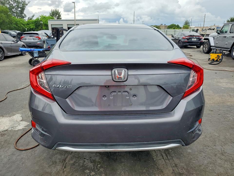 55882876 :رقم المزاد ، 19XFC2F63KE008922 vin ، 2019 Honda Civic مزاد بيع