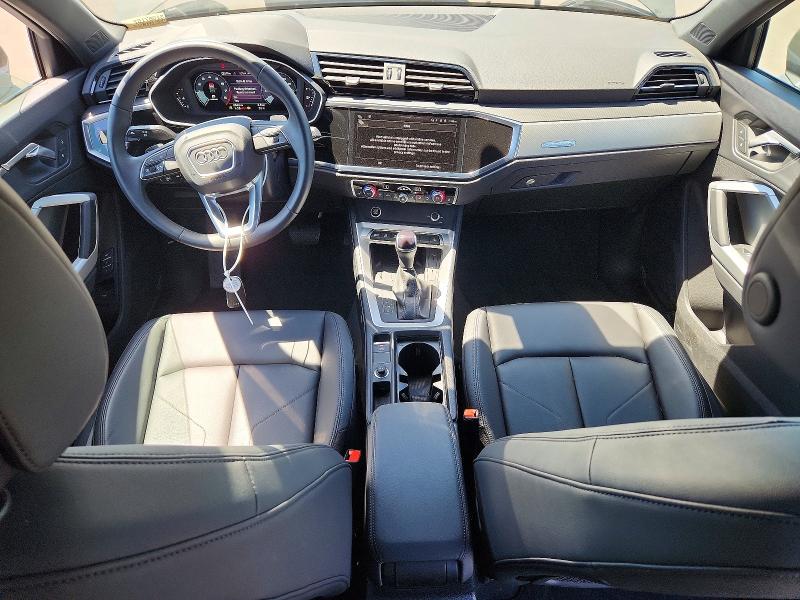 57241556 :رقم المزاد ، WA1DECF38S1087157 vin ، 2025 Audi Q3 مزاد بيع