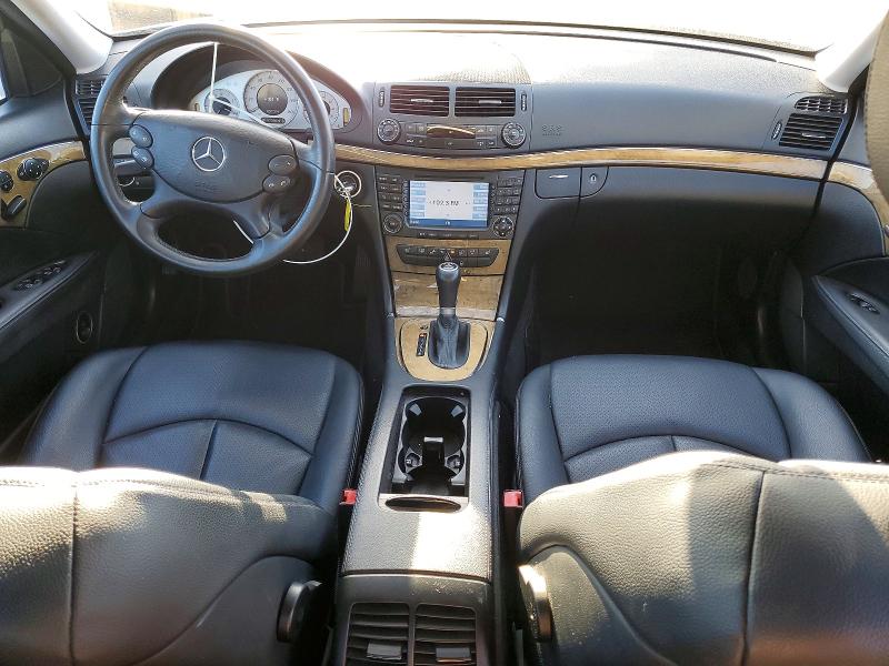 2008 Mercedes-benz E მანქანა იყიდება აუქციონზე, vin: WDBUF56X98B228885, აუქციონის ნომერი: 56173376