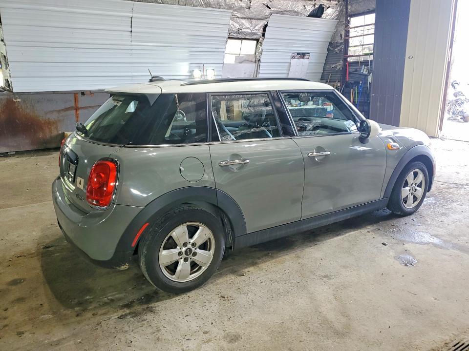 56840156 :رقم المزاد ، WMWXU1C50G2D10602 vin ، 2016 Mini Cooper مزاد بيع