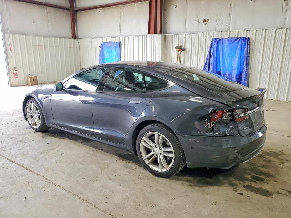 Продажа на аукционе авто 2015 Tesla Model S, vin: 5YJSA1E22FF116896, номер лота: 55307246