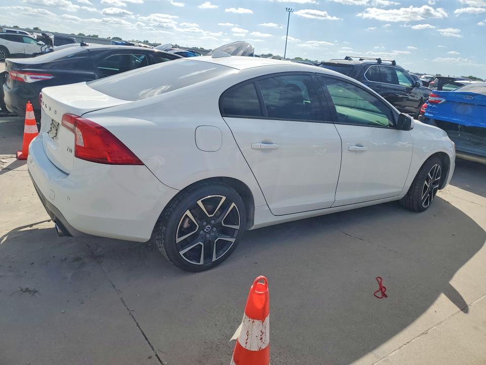 Aukcja sprzedaży 2018 Volvo S60, vin: YV126MFL8J2450527, numer aukcji: 55391046