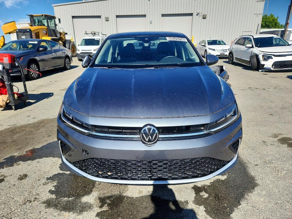 56525256 :رقم المزاد ، 3VW7X7BU2SM052388 vin ، 2025 Volkswagen Jetta مزاد بيع