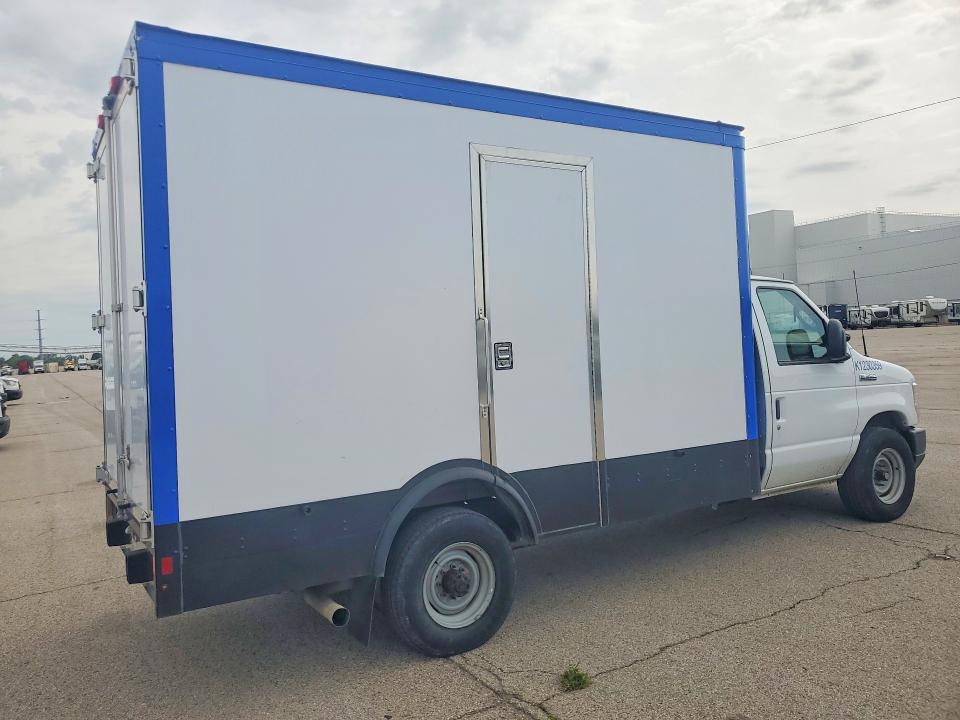 2023 Ford Econoline მანქანა იყიდება აუქციონზე, vin: 1FDWE3FK2PDD32087, აუქციონის ნომერი: 55891216