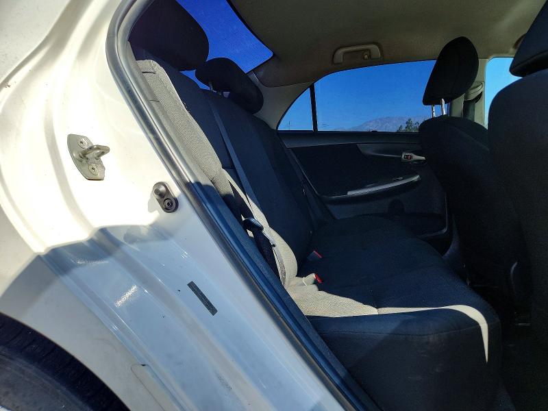 56992116 :رقم المزاد ، 1NXBU4EE5AZ355583 vin ، 2010 Toyota Corolla مزاد بيع