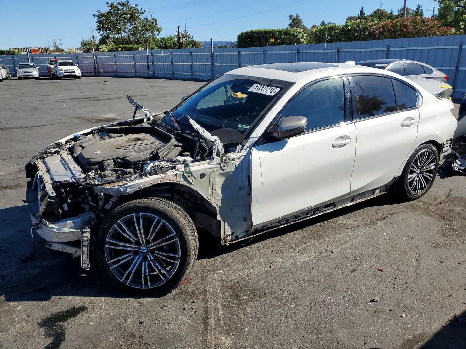 57007716 :رقم المزاد ، WBA5U7C02MFL29085 vin ، 2021 Bmw M340i مزاد بيع