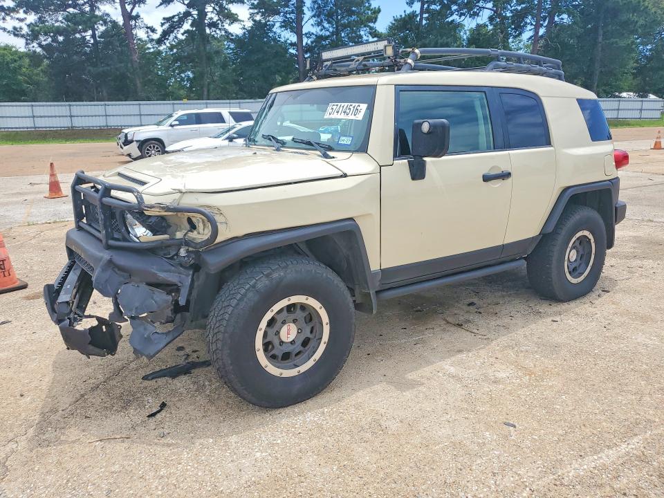 2010 Toyota Fj Cruiser მანქანა იყიდება აუქციონზე, vin: JTEBU4BF3AK080515, აუქციონის ნომერი: 57414516