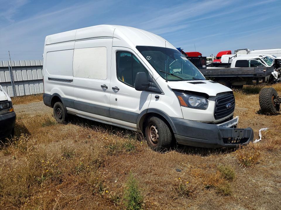 55607136 :رقم المزاد ، 1FDYR2XGXKKA92521 vin ، 2019 Ford Transit U مزاد بيع