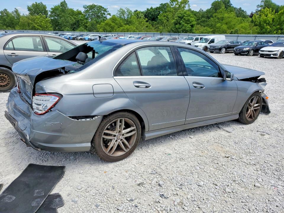 Продаж на аукціоні авто 2012 Mercedes-benz C, vin: WDDGF8BB3CR238134, номер лоту: 56408696