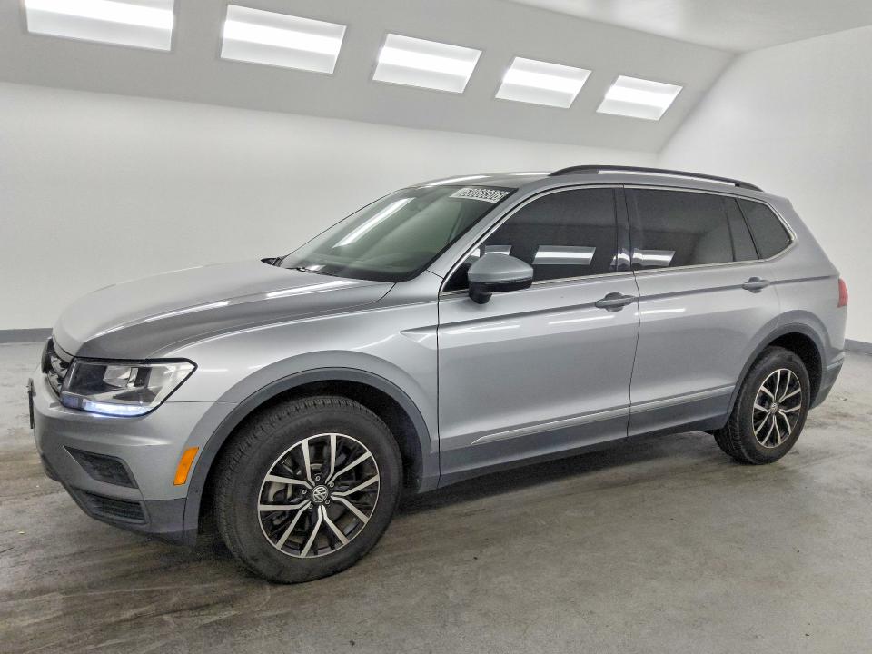2021 Volkswagen Tiguan მანქანა იყიდება აუქციონზე, vin: 3VV3B7AX1MM013274, აუქციონის ნომერი: 53060306