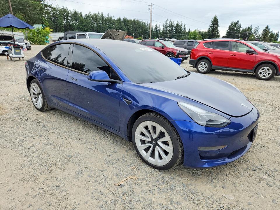 58634656 :رقم المزاد ، 5YJ3E1EA6NF303797 vin ، 2022 Tesla Model 3 مزاد بيع