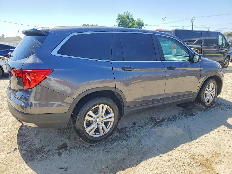 57059336 :رقم المزاد ، 5FNYF5H19JB014784 vin ، 2018 Honda Pilot مزاد بيع