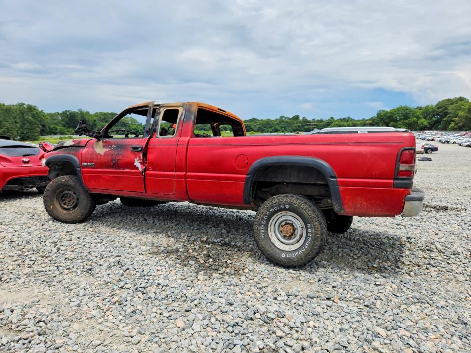 58600116 :رقم المزاد ، 3B7KF23632M266941 vin ، 2002 Dodge Ram 2500 مزاد بيع