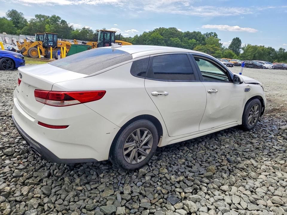 2019 Kia Optima მანქანა იყიდება აუქციონზე, vin: 5XXGT4L35KG347747, აუქციონის ნომერი: 58120486