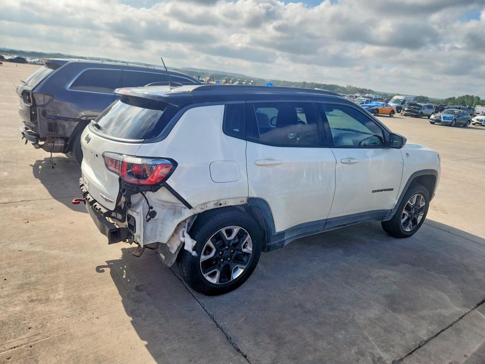 2017 Jeep Compass მანქანა იყიდება აუქციონზე, vin: 3C4NJDDB1HT674632, აუქციონის ნომერი: 57379306