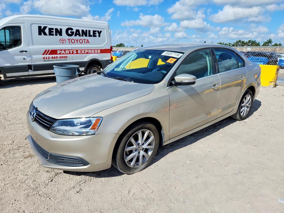 58357116 :رقم المزاد ، 3VWDX7AJ1DM239621 vin ، 2013 Volkswagen Jetta مزاد بيع