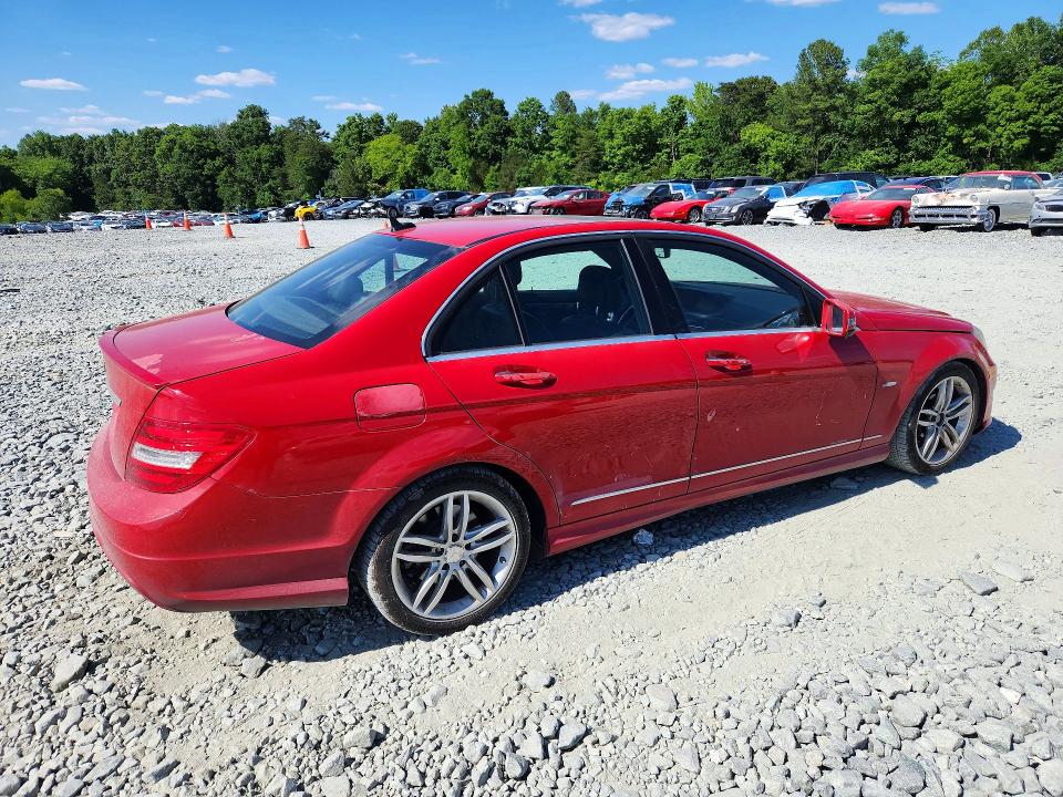 56049606 :رقم المزاد ، WDDGF4HB9CA673416 vin ، 2012 Mercedes-benz C مزاد بيع
