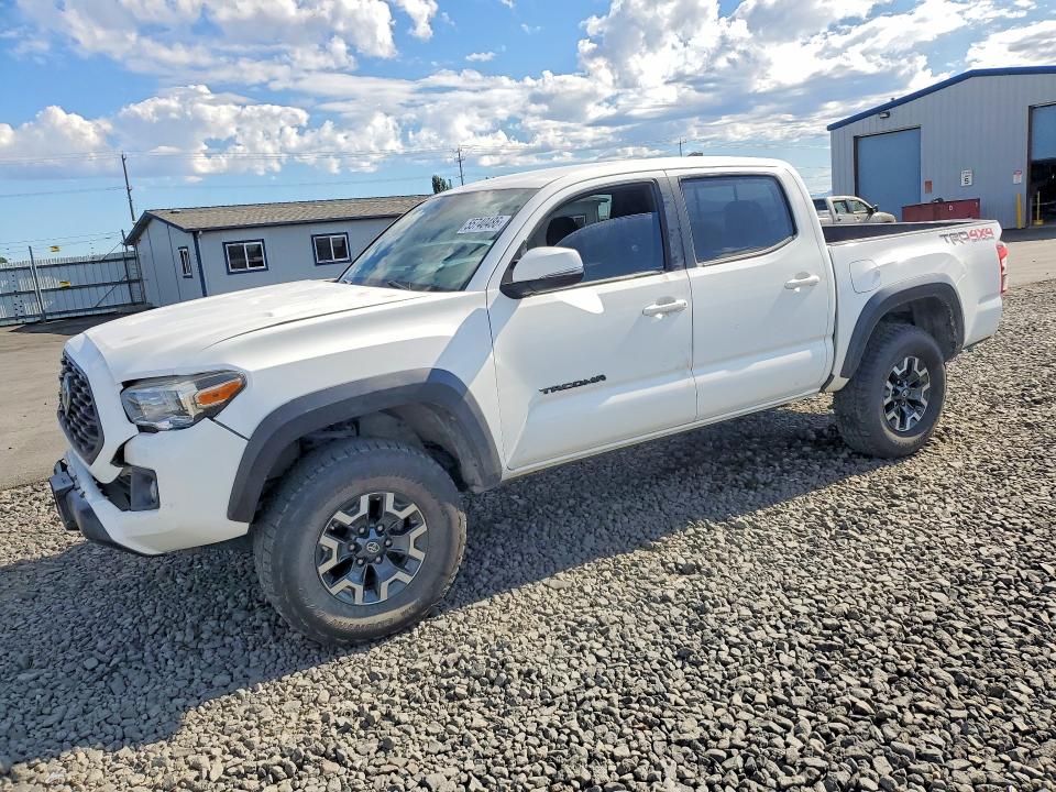 55740486 :رقم المزاد ، 3TMCZ5AN9JM122350 vin ، 2018 Toyota Tacoma مزاد بيع