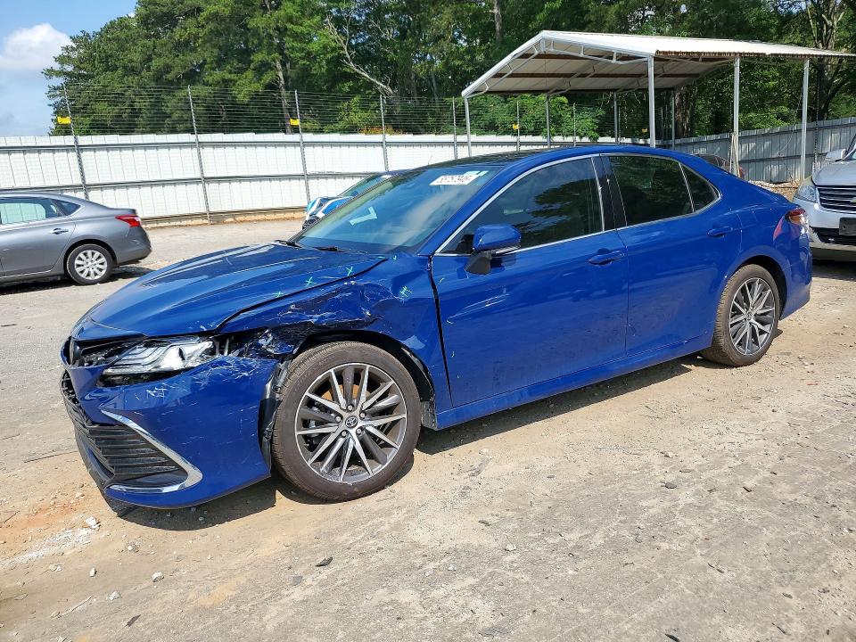 55757946 :رقم المزاد ، 4T1F11AK2PU158836 vin ، 2023 Toyota Camry مزاد بيع