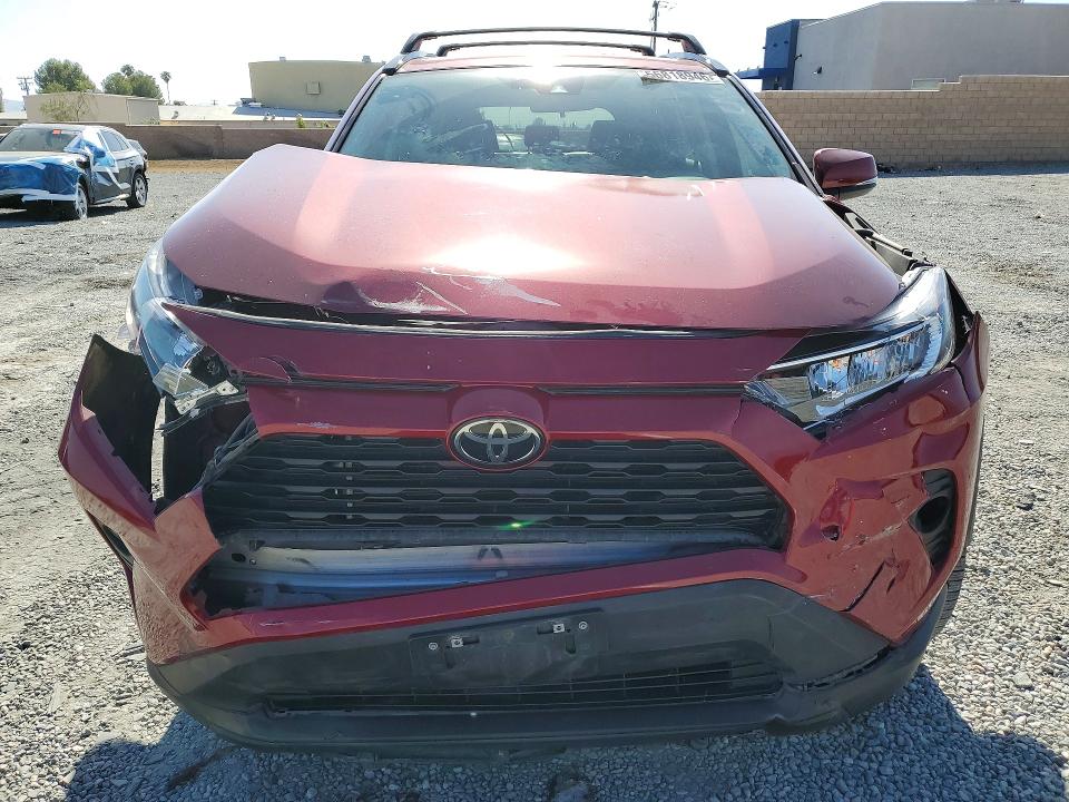 56818946 :رقم المزاد ، 2T3C1RFV2MW150730 vin ، 2021 Toyota Rav4 مزاد بيع