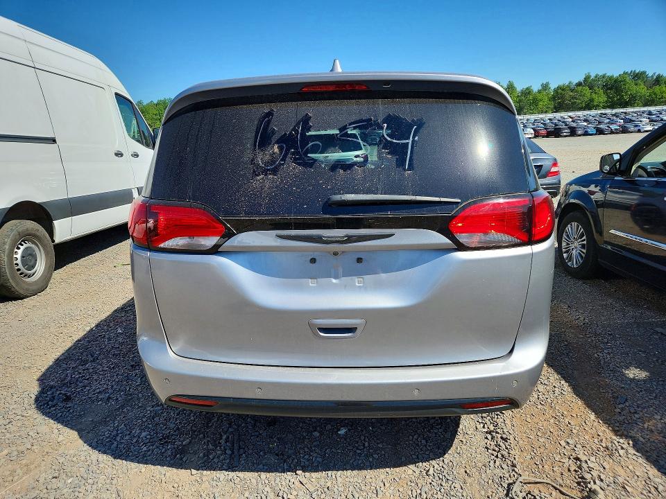 2018 Chrysler Pacifica მანქანა იყიდება აუქციონზე, vin: 2C4RC1FG7JR357806, აუქციონის ნომერი: 55807536