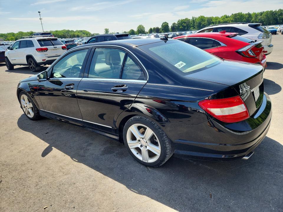 56441636 :رقم المزاد ، WDDGF8BB4BR150370 vin ، 2011 Mercedes-benz C مزاد بيع