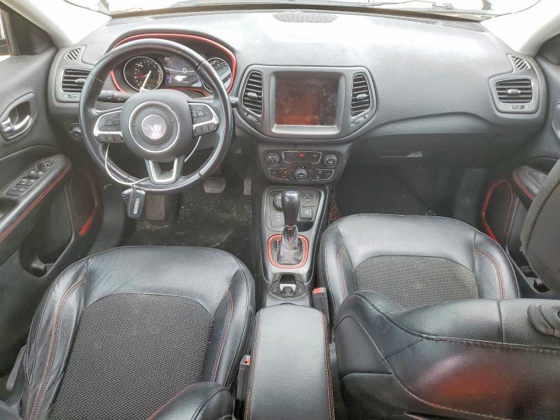 55906496 :رقم المزاد ، 3C4NJDDB3LT233299 vin ، 2020 Jeep Compass مزاد بيع