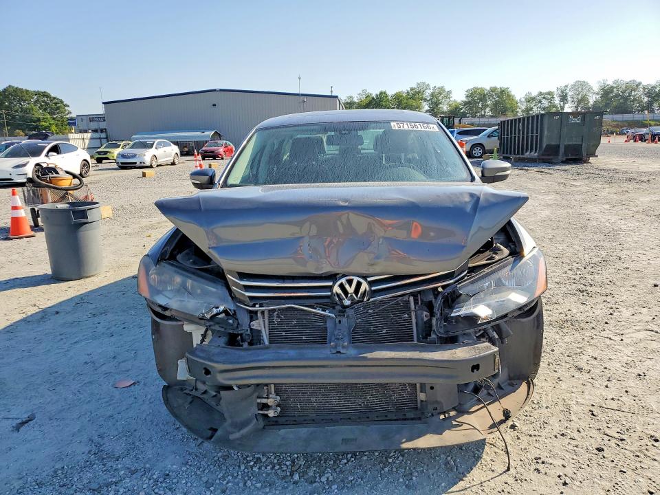 2015 Volkswagen Passat მანქანა იყიდება აუქციონზე, vin: 1VWBT7A33FC048355, აუქციონის ნომერი: 57156166