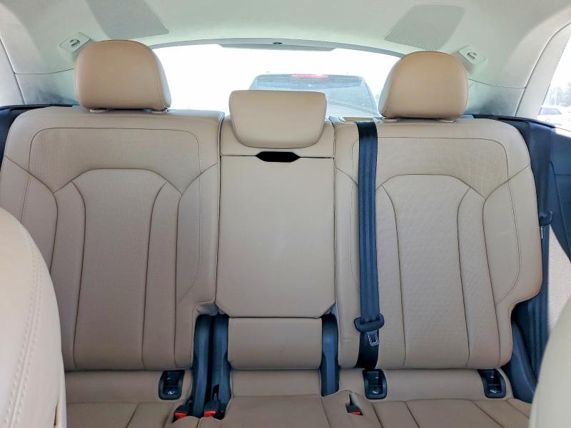 56090156 :رقم المزاد ، WA1CVAF18MD025824 vin ، 2021 Audi Q8 مزاد بيع