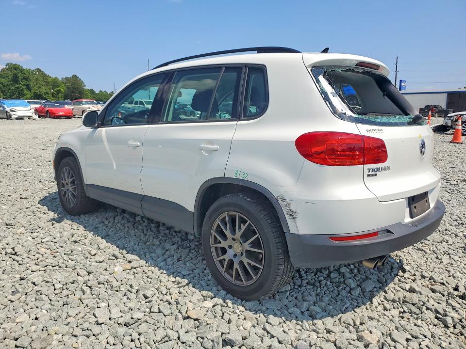 59082616 :رقم المزاد ، WVGBV7AX5JK005503 vin ، 2018 Volkswagen Tiguan Limited مزاد بيع