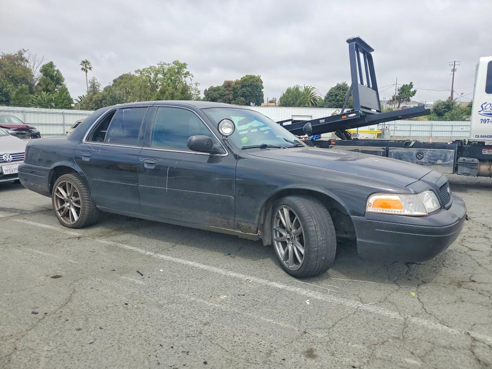 57649086 :رقم المزاد ، 2FAHP71W07X125253 vin ، 2007 Ford Crown Victoria مزاد بيع