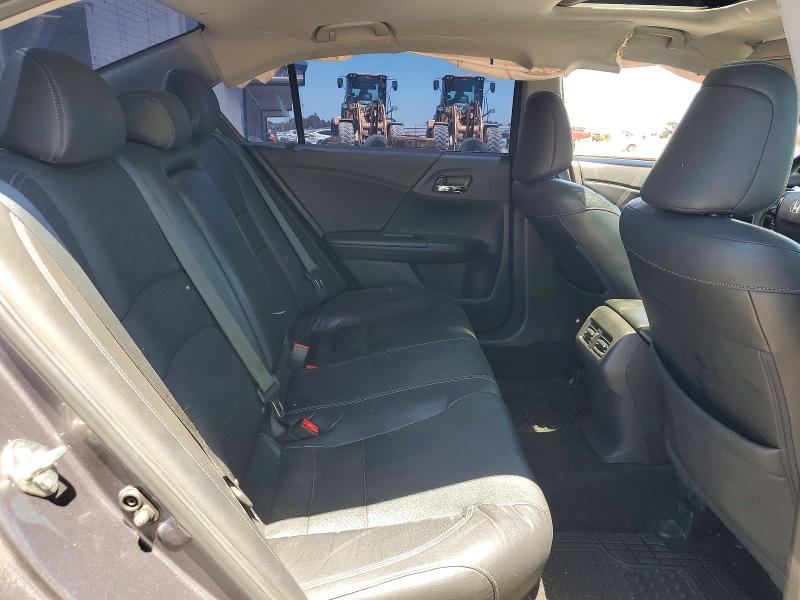 58472396 :رقم المزاد ، 1HGCR2F87GA088210 vin ، 2016 Honda Accord مزاد بيع