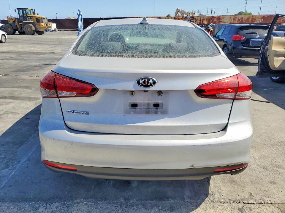 Aukcja sprzedaży 2018 Kia Forte, vin: 3KPFL4A78JE245075, numer aukcji: 55602876