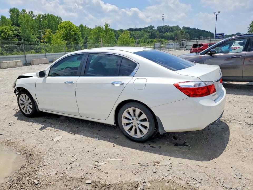 Auction sale of the 2013 Honda Accord, vin: 1HGCR2F81DA195815, lot number: 59103406