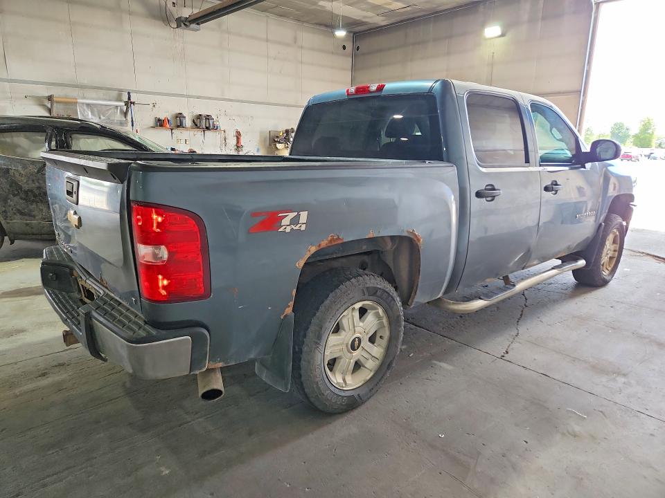 58292466 :رقم المزاد ، 3GCPKSE35BG161868 vin ، 2011 Chevrolet Silverado مزاد بيع