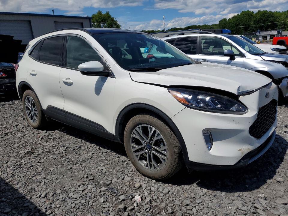 Продажа на аукционе авто 2020 Ford Escape, vin: 1FMCU9H68LUA44853, номер лота: 57396036