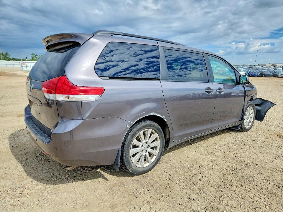 Продажа на аукционе авто 2011 Toyota Sienna, vin: 5TDYK3DC0BS053591, номер лота: 58246756