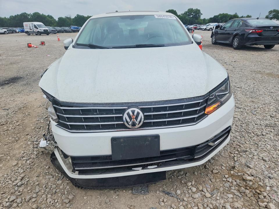 58645636 :رقم المزاد ، 1VWBT7A38GC066478 vin ، 2016 Volkswagen Passat مزاد بيع