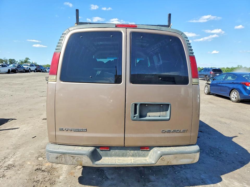 2002 Chevrolet Express G1500 მანქანა იყიდება აუქციონზე, vin: 1GCFG15R021194402, აუქციონის ნომერი: 58561616