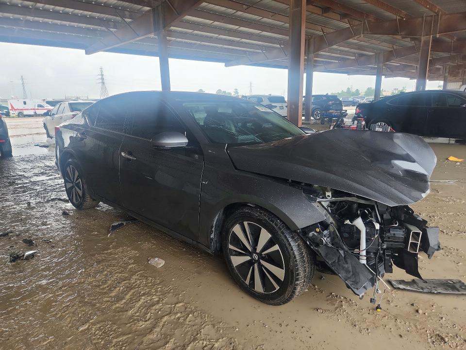 57630676 :رقم المزاد ، 1N4BL4EV0KC160933 vin ، 2019 Nissan Altima مزاد بيع