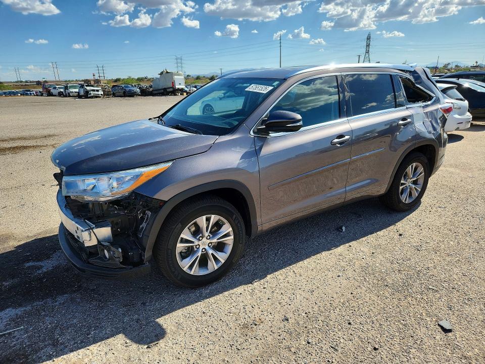 Продажа на аукционе авто 2015 Toyota Highlander, vin: 5TDKKRFHXFS112332, номер лота: 57551526