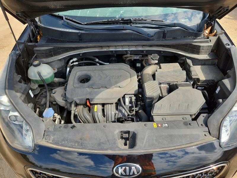 55428596 :رقم المزاد ، KNDPNCAC0H7167133 vin ، 2017 Kia Sportage مزاد بيع